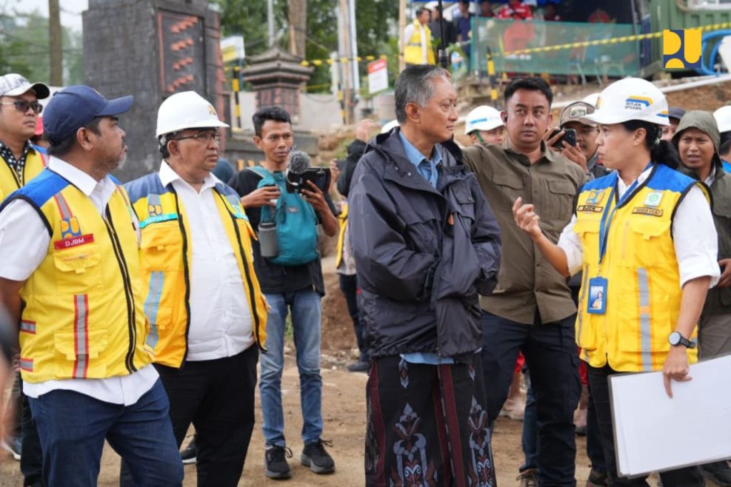 Menteri Dody Tinjau Percepatan Pembangunan Sekolah Rakyat di Wonosobo