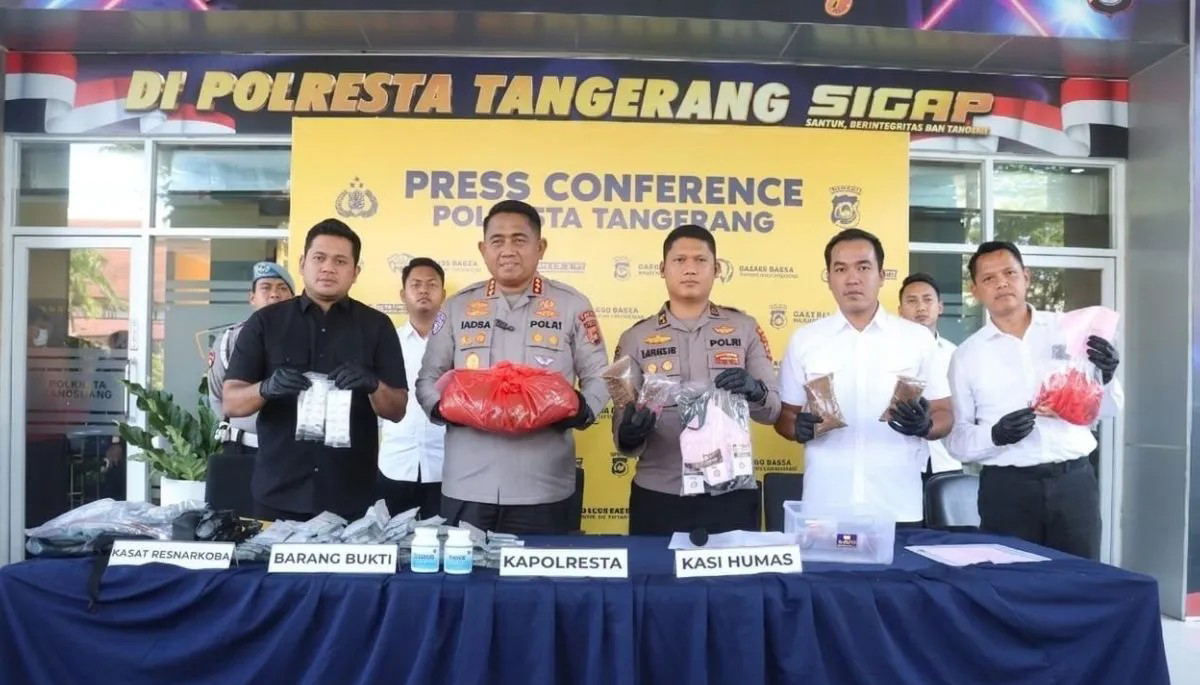Polisi Bongkar Narkoba Sintesis Modus Medsos