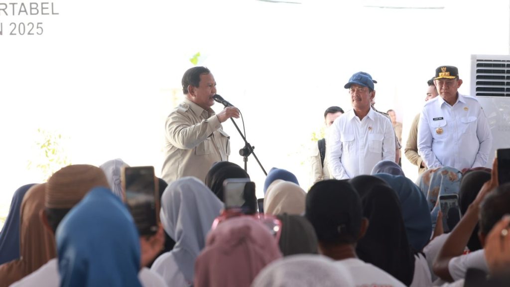 Prabowo Siap Genjot Investasi Besar Ekonomi Biru Nasional