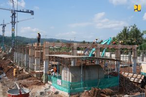 Cegah Mangkrak, Menteri Dody Kawal Langsung Pembangunan Sekolah Rakyat di Lapangan