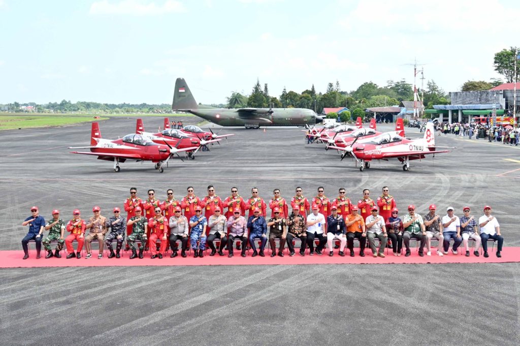 Open Base Jupiter Aerobatic Team di Lanud Sjamsudin Noor, Disambut Meriah Ribuan Warga Banua Padati Apron