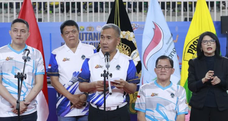 Bulutangkis Kapolri Cup