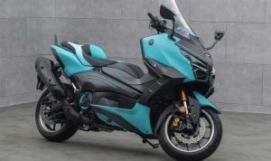 Yamaha TMAX 560