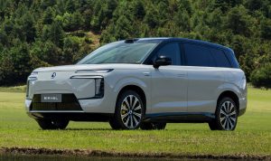 Denza N8L EV