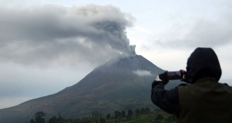 Gunung Sinabung
