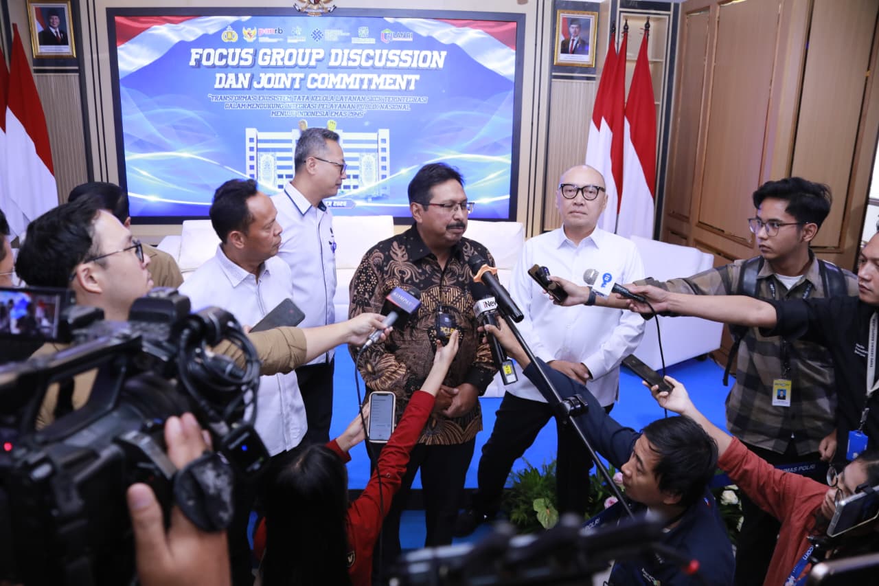 Polri 8