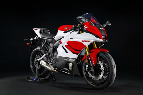 Yamaha YZF R7 70th Anniversary Edition ABS